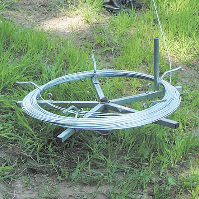 Wire reel incl. ground rod