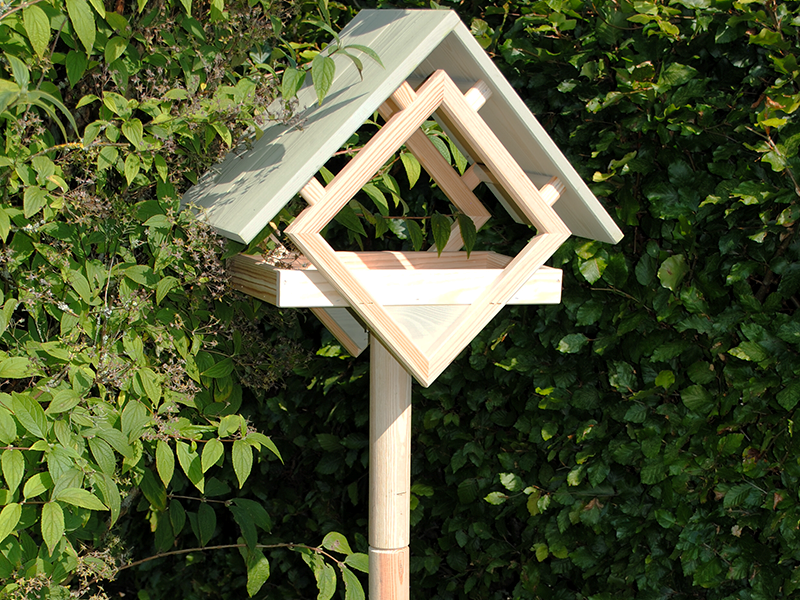 Bird feeder with pinewood olive green